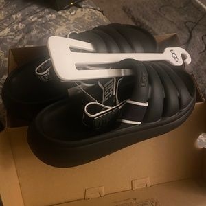 Ugg sandals
